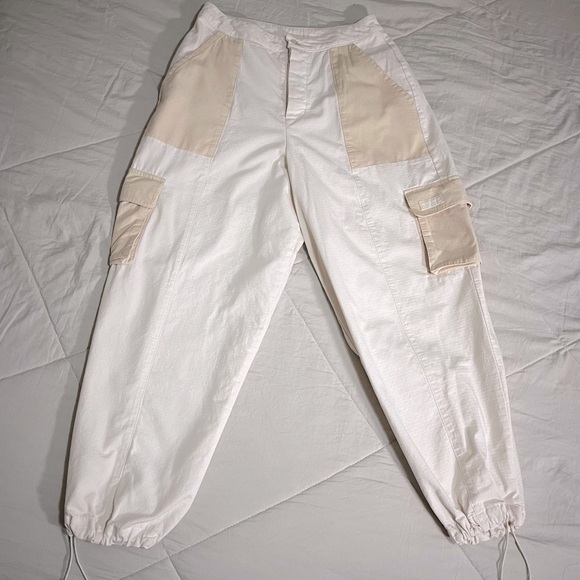 ADIDAS Women’s Adventure Cargo Pants with Adjustable Drawstring Ankle Size 10 - Picture 2 of 14